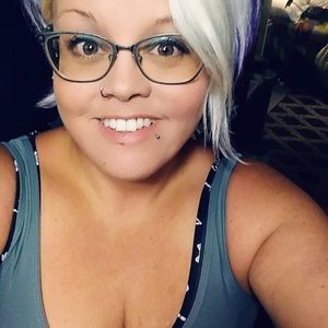 Meet your Posher, Kellie